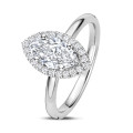 Anello con halo da 1,20 ct in oro bianco con diamante a marquise