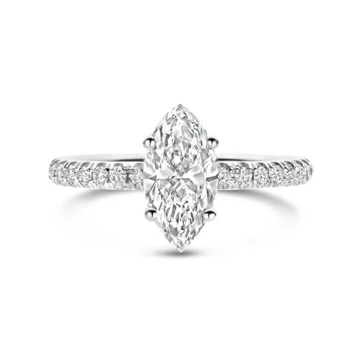 Anello solitario da 1,20 ct in oro bianco con diamante a marquise e alone nascosto