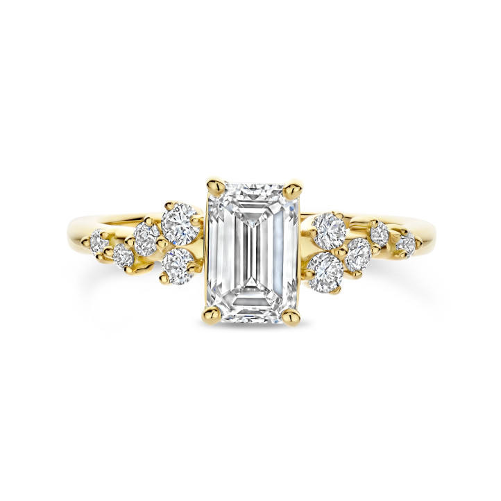 Anello solitario con diamante taglio smeraldo da 1,00 carati in oro giallo