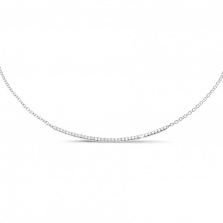 Collana con diamante fine da 0,30 carati in platino