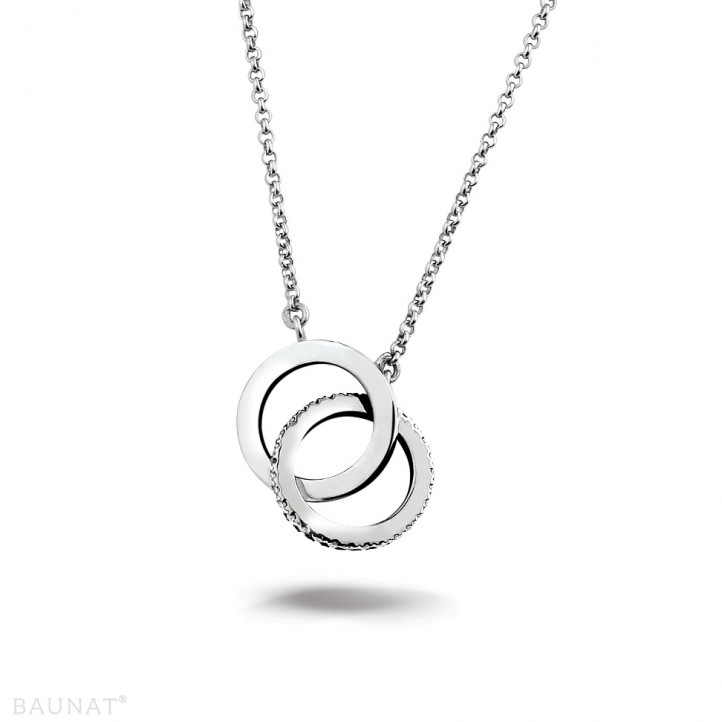 Collana infinity con diamante da 0,20 carati in platino