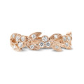 Anello eternity floreale da 0,32 carati in oro rosso con piccoli diamanti rotondi