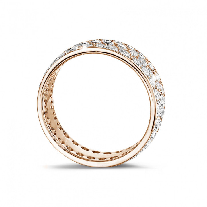 Anello eternity da 1,70 carati (set completo) in oro rosso con tre file di diamanti rotondi