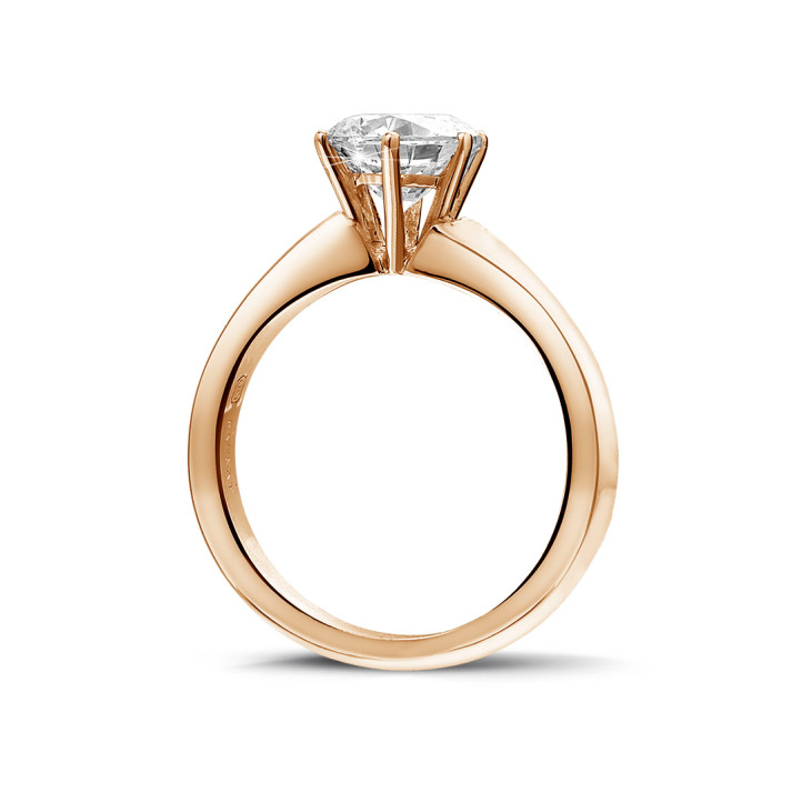 Anello solitario con diamante da 1,50 carati in oro rosso con sei griffe