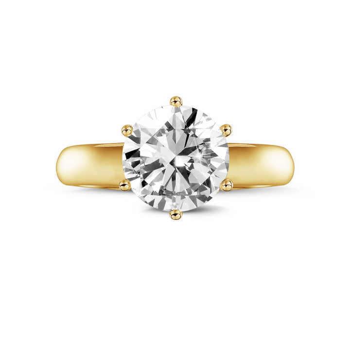 Anello solitario con diamante da 2,50 carati in oro giallo con sei griffe