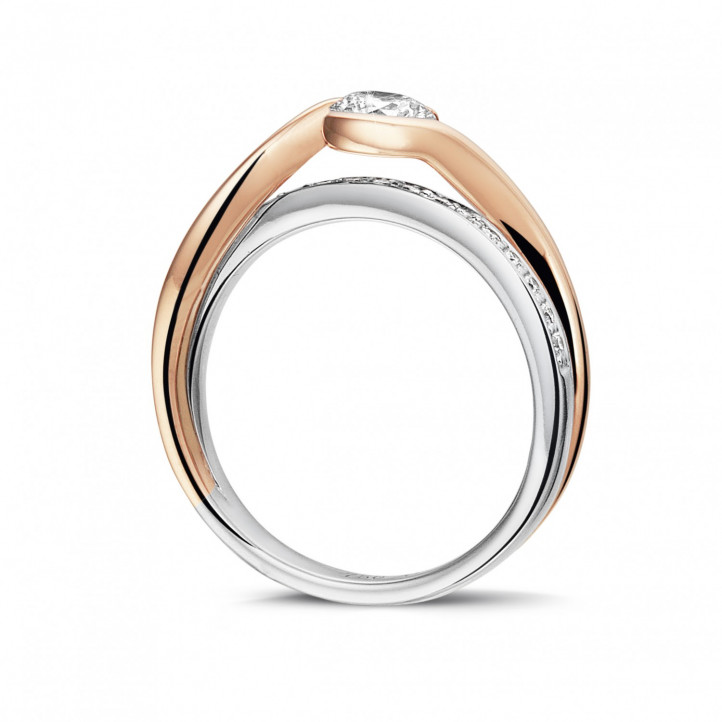 Anello solitario con diamante da 0,50 carati in oro bianco e rosso