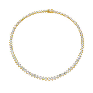 Collana con diamanti sfumati da 20,10 carati in oro giallo
