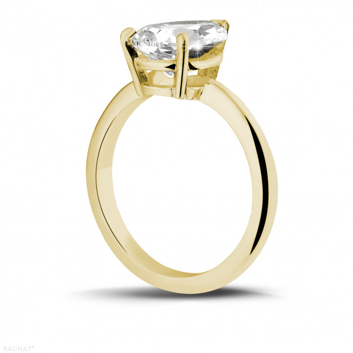 Anello solitario da 2,00 carati in oro giallo con diamante a forma di pera