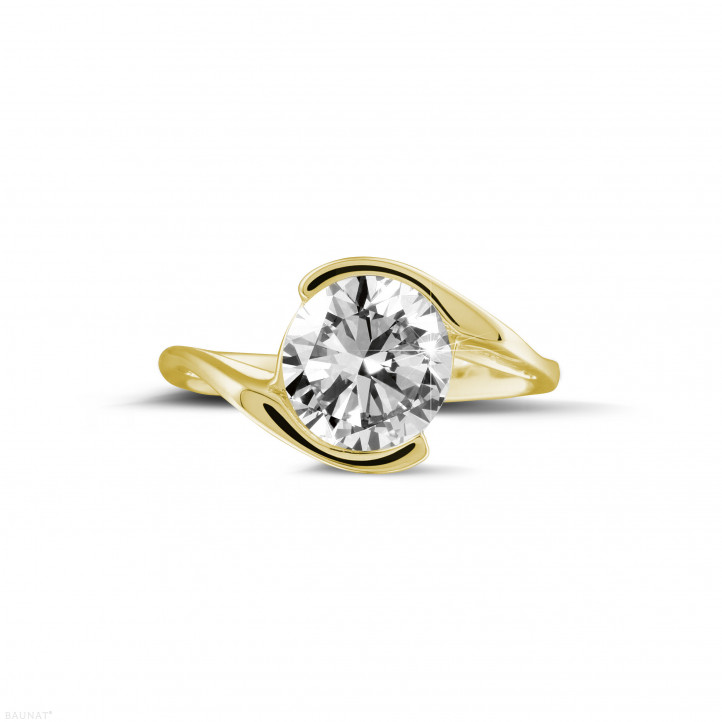 Anello solitario con diamante da 2,00 carati in oro giallo