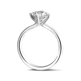 Anello solitario da 1,00 carati in platino con diamante princess