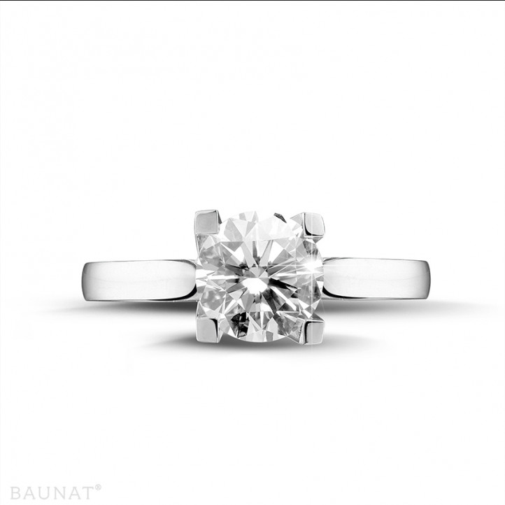 Anello solitario con diamante da 2,00 carati in platino
