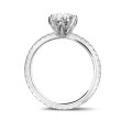 0.70캐럿 솔리테어 링, 화이트 골드, 사이드 다이아몬드 세팅