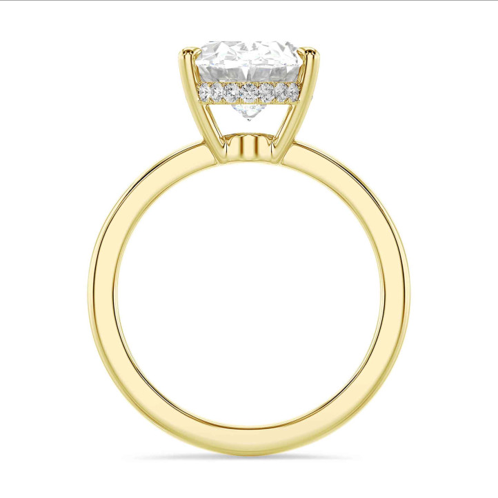 오벌 컷 다이아몬드가 세팅된 맞춤형 히든 헤일로 링