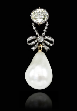 The pearl to the royal crown of Marie Antoinette: a diamond pendant - BAUNAT