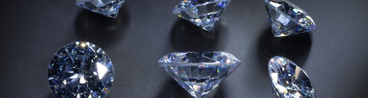 Which big players influence diamond prices? 