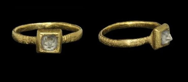 The first diamond engagement ring ever made, gifted to Mary of Burgundy by Archduke Maximilian of Austria