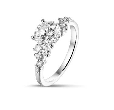 elegante verlovingsring met een ronde diamanten kern van 1,00 karaat en sprankelende zijstenen in witgoud