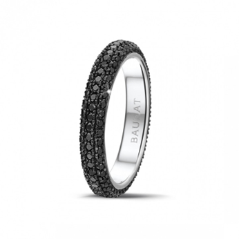 Anello di fidanzamento da uomo con diamante nero da 0,85 carati incastonato su una montatura in platino 18 carati.
