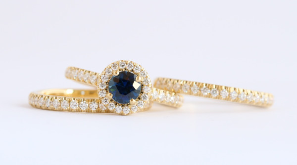Thin engagement rings with or without a precious stone