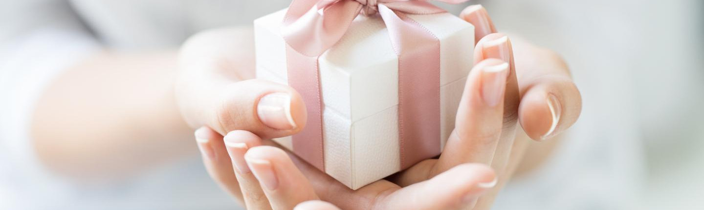 A BAUNAT gift comes in beautiful gift packaging