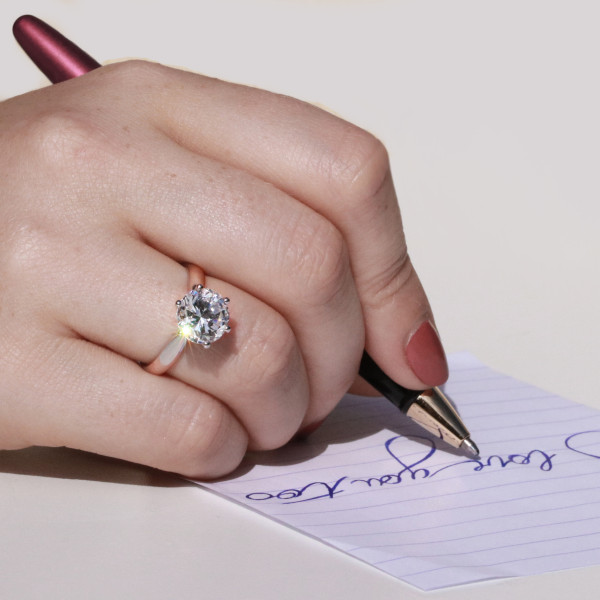 BAUNAT diamond engagement ring