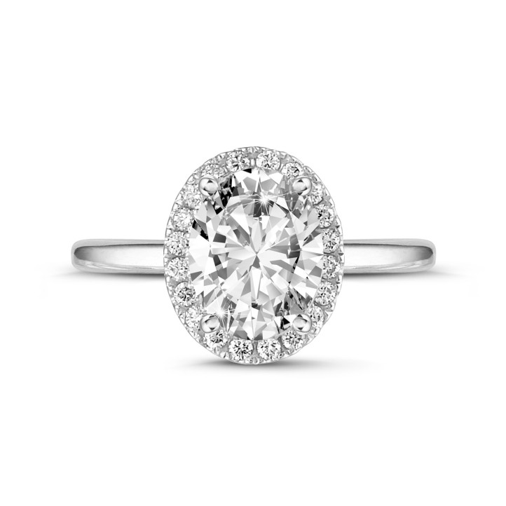 2.00 Ct beyaz altın oval pırlantalı halo yüzük