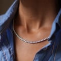 14.sarı altından 60 karat pırlanta nehir kolye