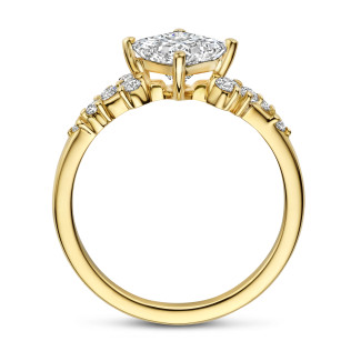 Nişanlılık - 1.50 karat sarı altın solitaire cluster yüzük. prenses kesim pırlanta