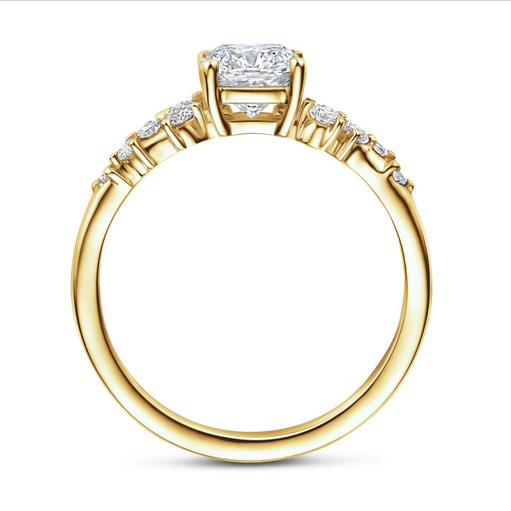 1.50 karat yastık kesim pırlanta ile sarı altın solitaire cluster yüzük