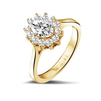 Yüzükler - 0.90 karat oval pırlantalı sarı altın entourage yüzük