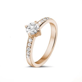 0.50 克拉玫瑰金单钻戒指 - 戒托群镶小钻