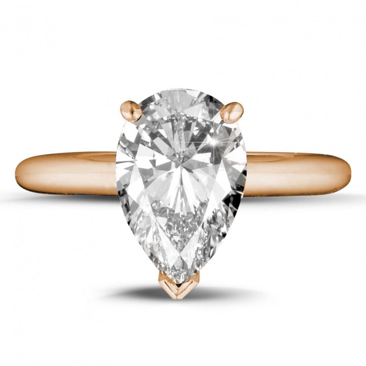 3.00克拉玫瑰金梨形钻石戒指