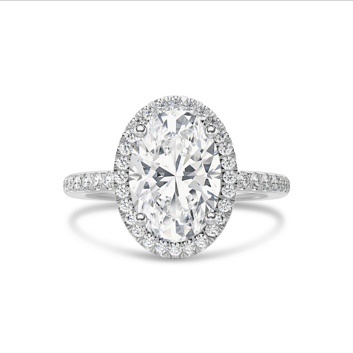 个性化定制光环戒指，镶嵌椭圆形钻石