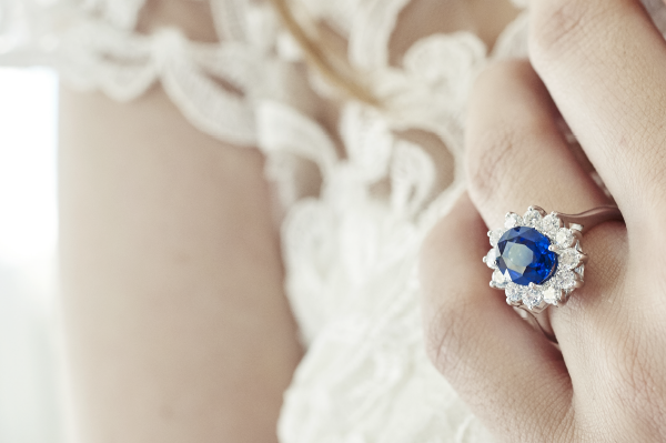 Welke diamanten oorbellen droeg Meghan Markle?